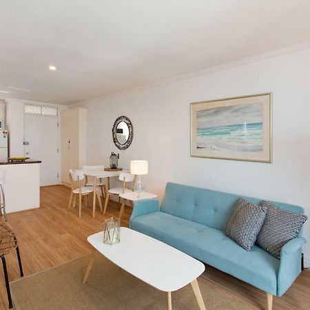 Ocean Breeze Apartment Fremantle Buitenkant foto