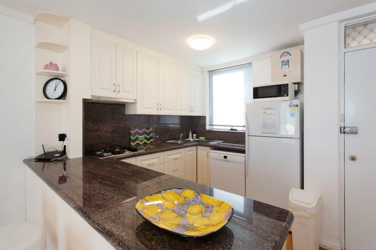 Ocean Breeze Apartment Fremantle Buitenkant foto