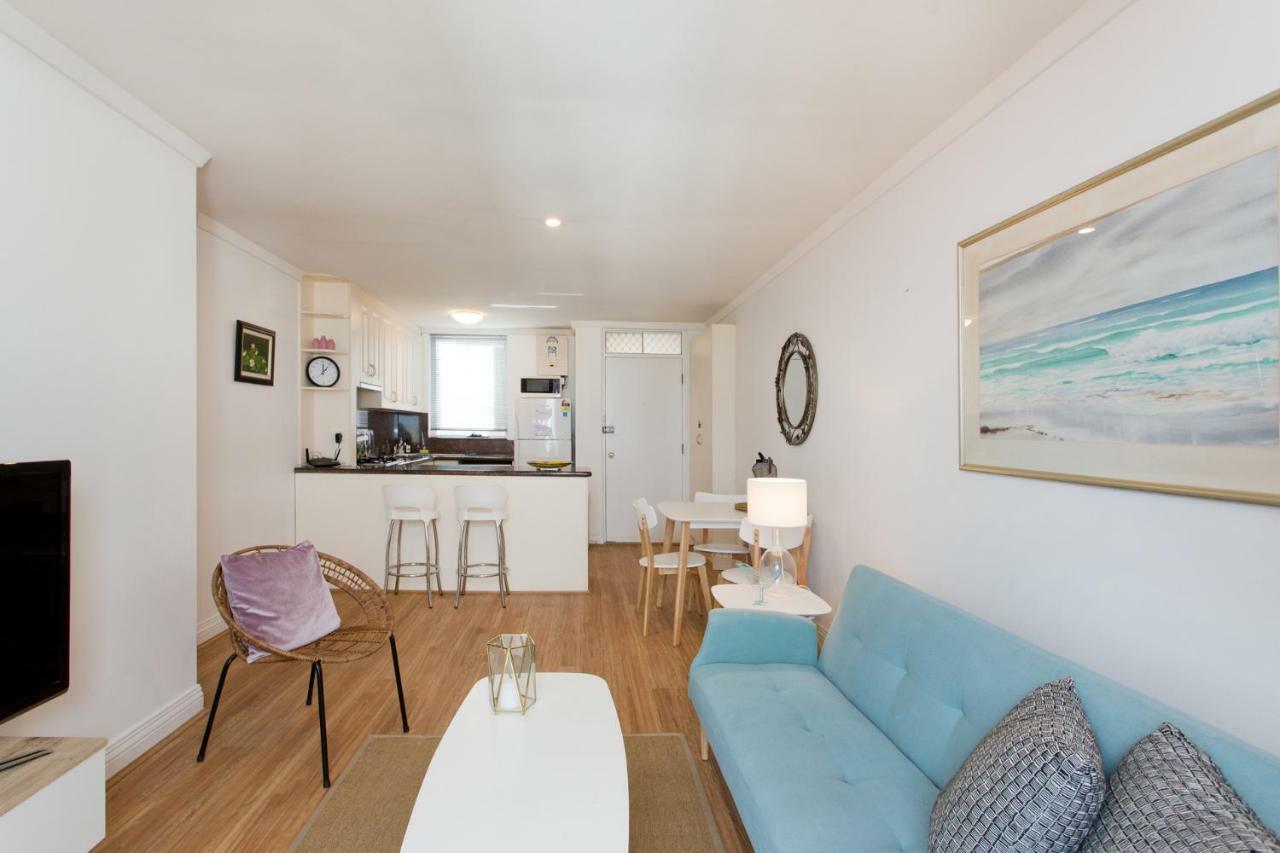 Ocean Breeze Apartment Fremantle Buitenkant foto